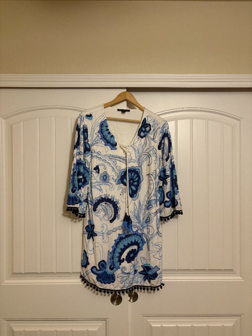 Boston Proper Beaded Dress Small White Blue Paisley Tie Front Rayon Lined Party